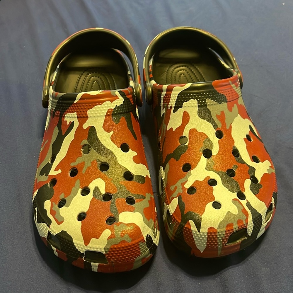 Crocs